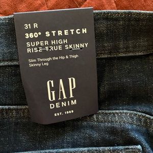 GAP true skinny jeans size 31R